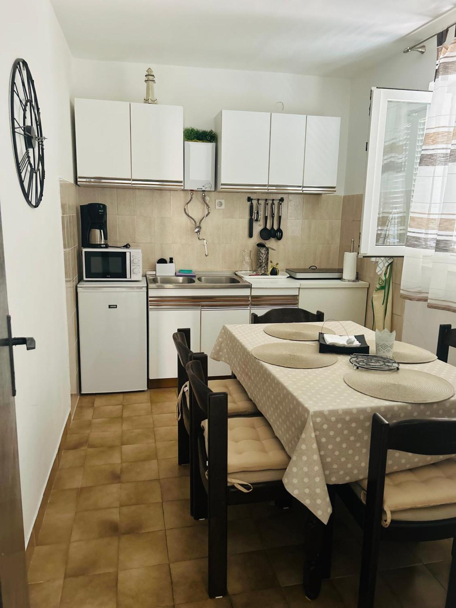 Ferienwohnung Cornus Vallis Krk Town Exterior foto